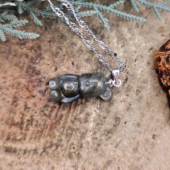 Nature Labradorite Carved Flashy Standing Bear Pendant Necklace - Picture 10 of 10